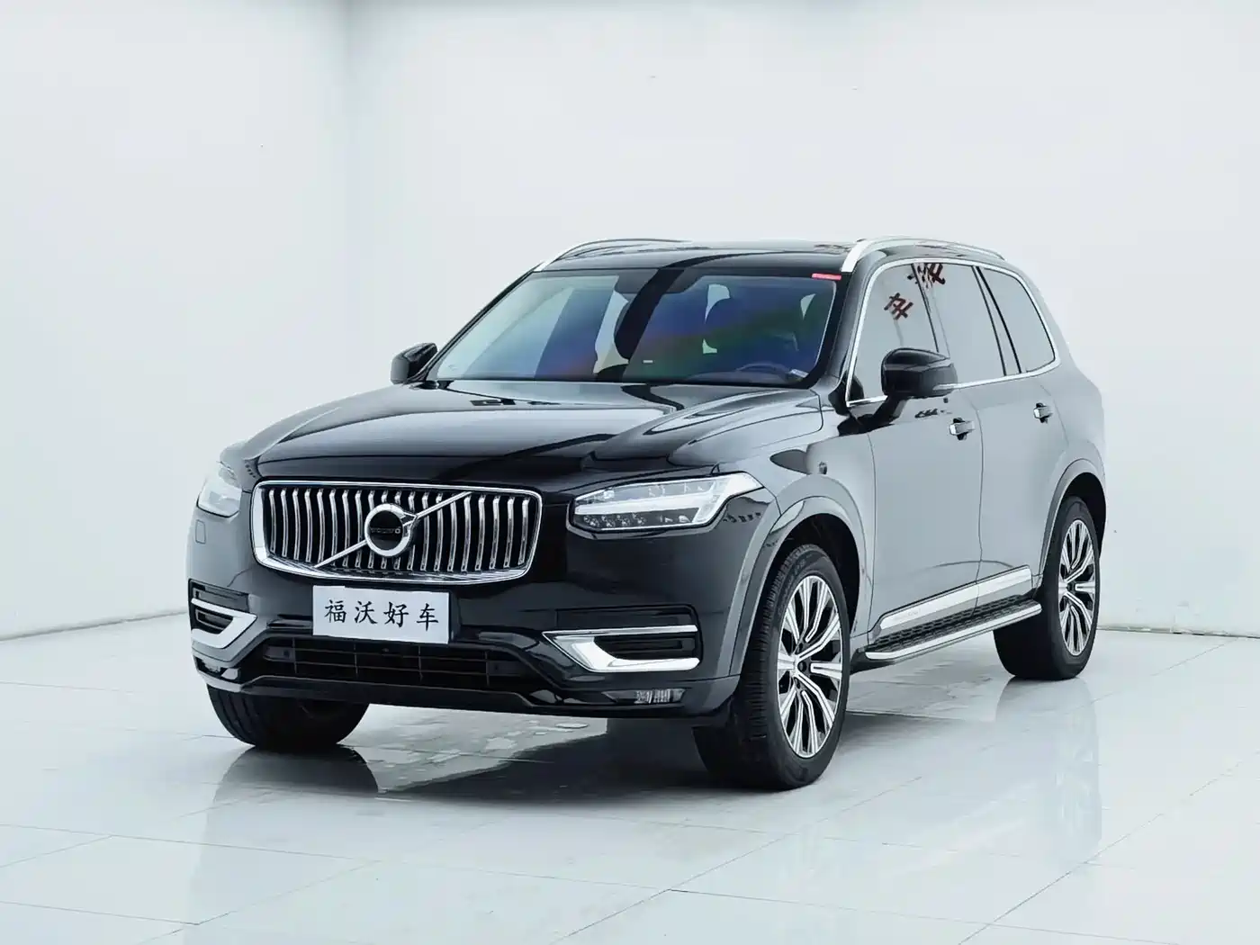 Фото 1 - Volvo XC90