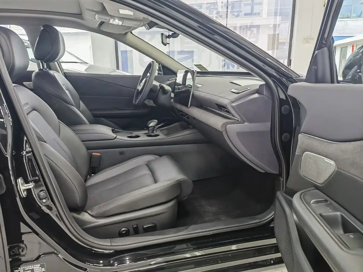 Nissan Teana 2026 2.0L PLUS фото 10