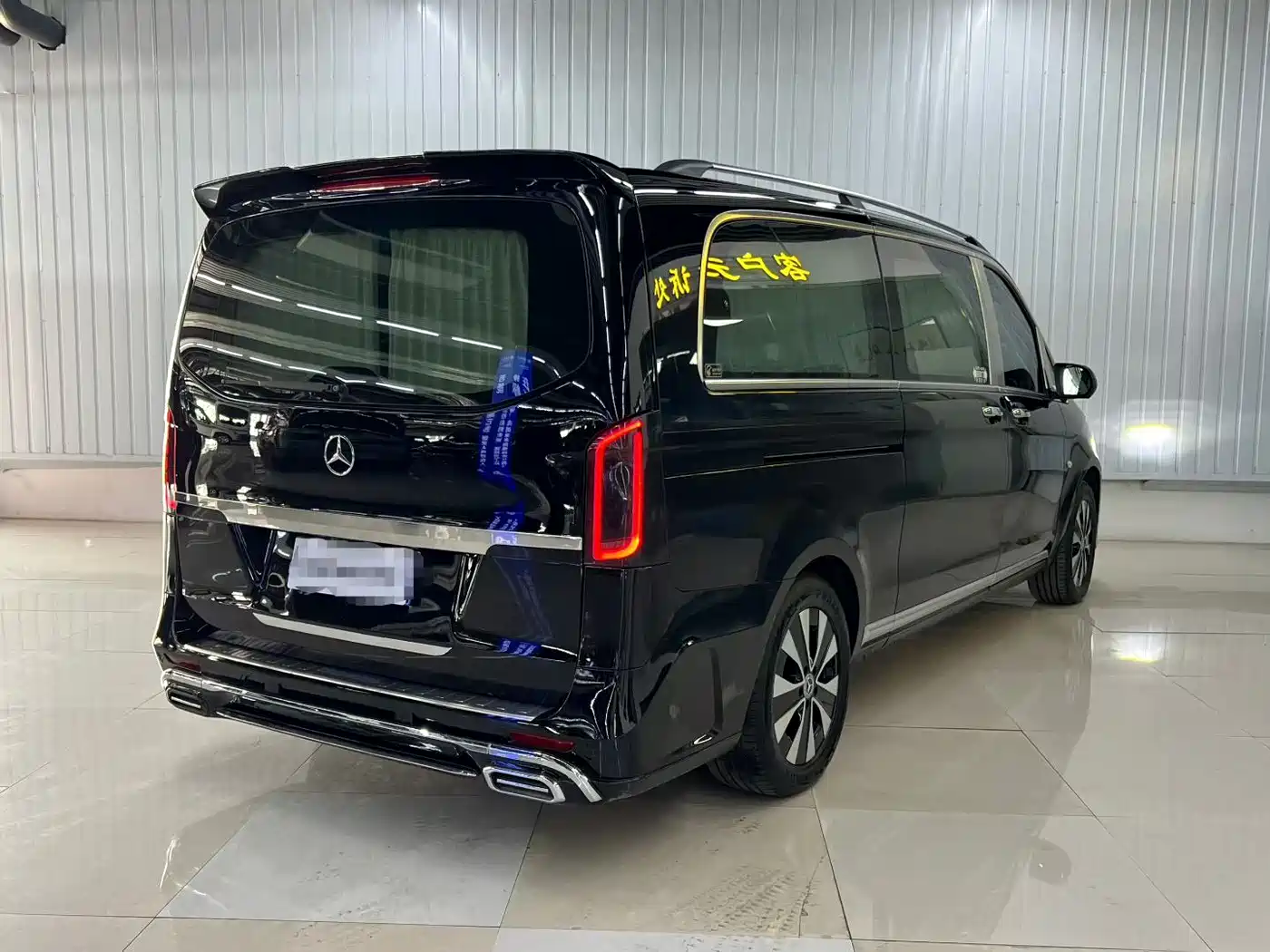Mercedes-Benz Vito 2023 2.0T Business 7-Seater фото 8