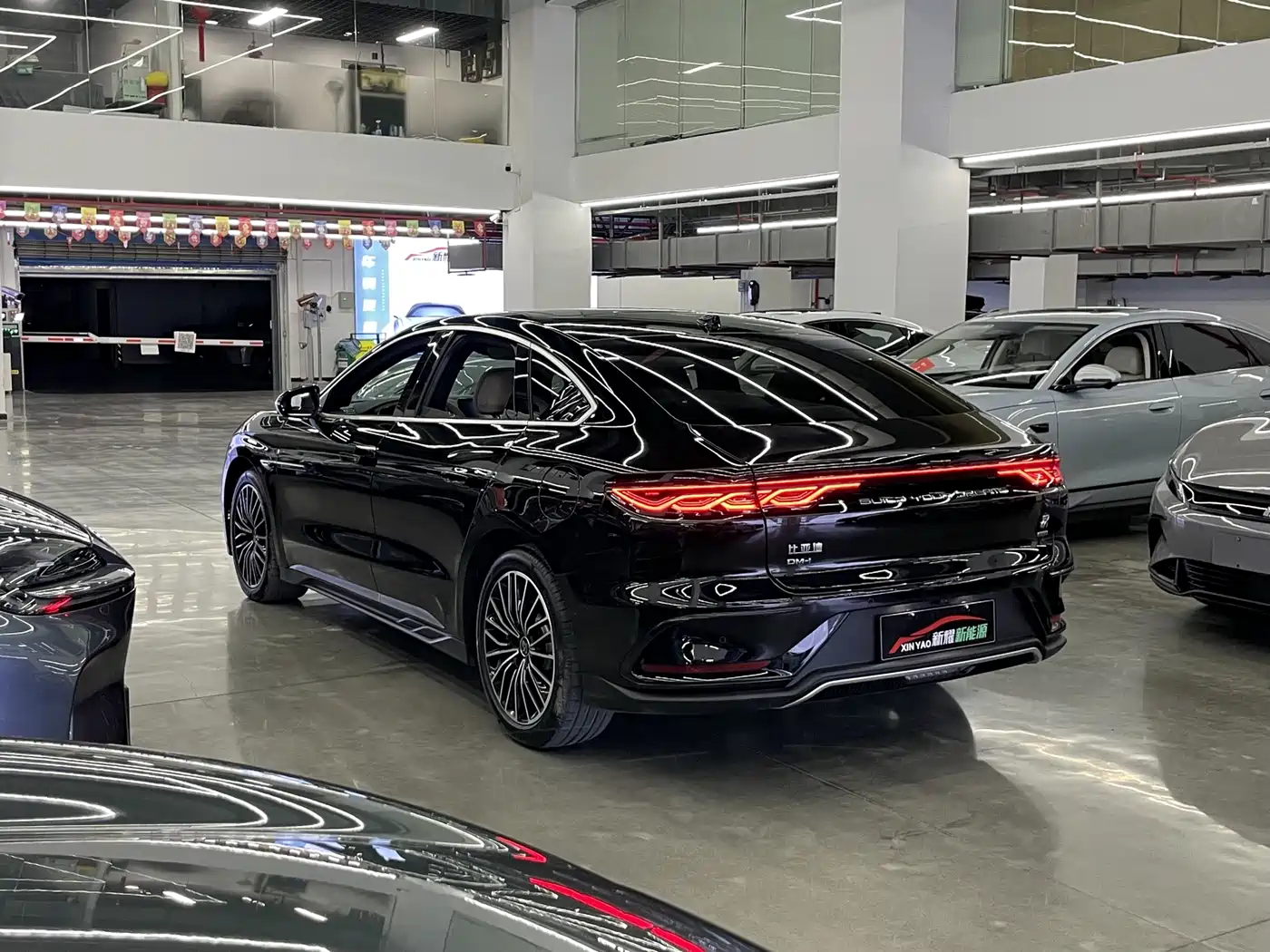 BYD Han 2025 DM-i 125KM LiDAR Smart Driving фото 4