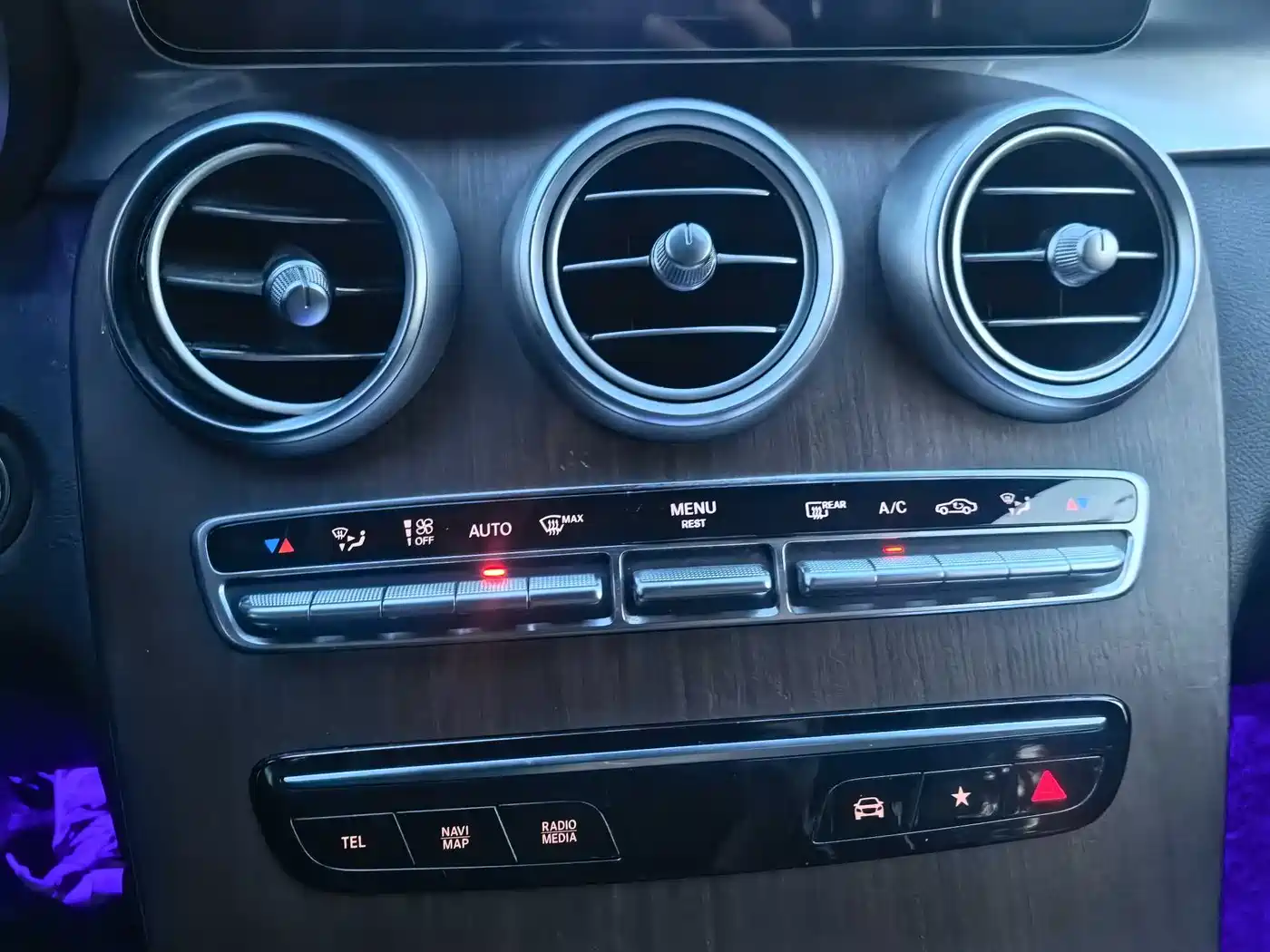 Mercedes-Benz GLC 2021 GLC 300 L 4MATIC Sporty фото 11