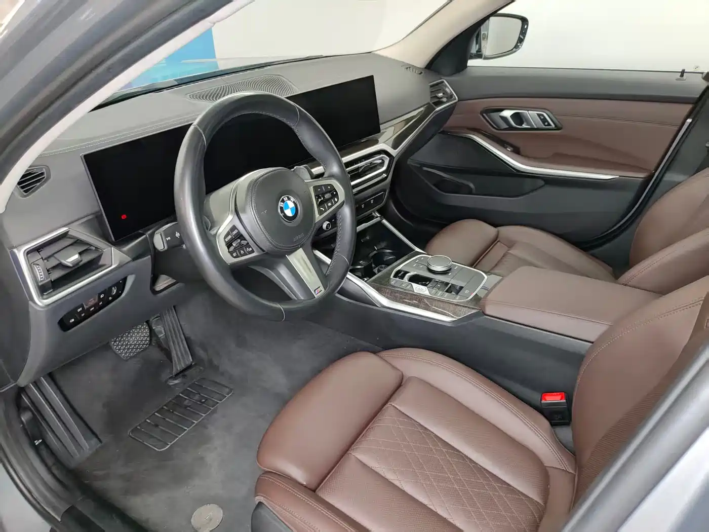 BMW 3 Series 2023 325Li M Sport Package фото 7