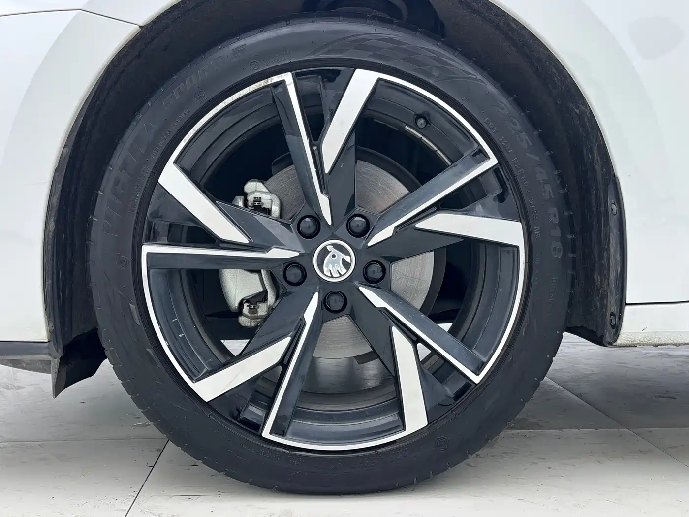 Škoda Octavia 2023 Facelift PRO TSI280 Premium Edition фото 14