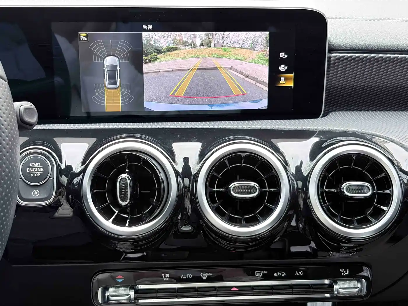 Mercedes-Benz A-Class 2019 A 200 L Sport Sedan фото 14