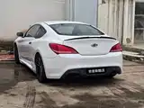 Photo 13 - Hyundai Genesis Coupe