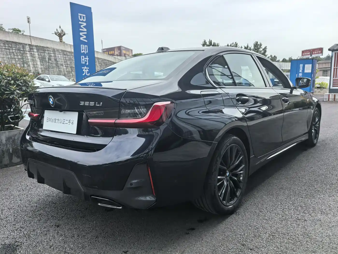 BMW 3 Series 2024 325Li M Sport Shadowline Package фото 4