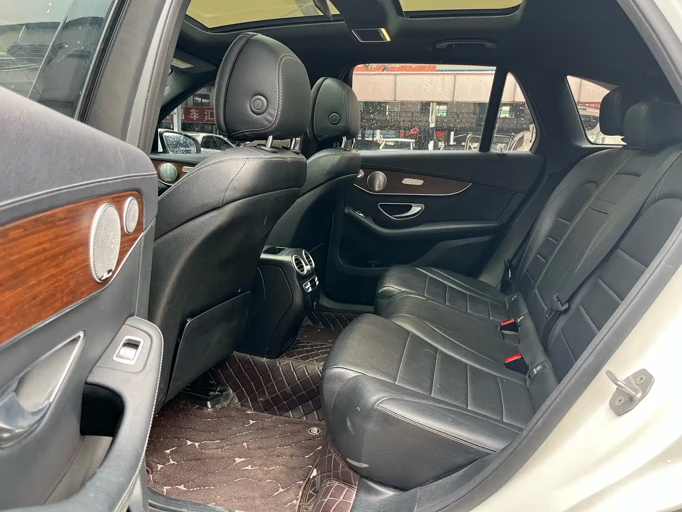 Mercedes-Benz GLC 2021 GLC 300 L 4MATIC Sporty фото 6