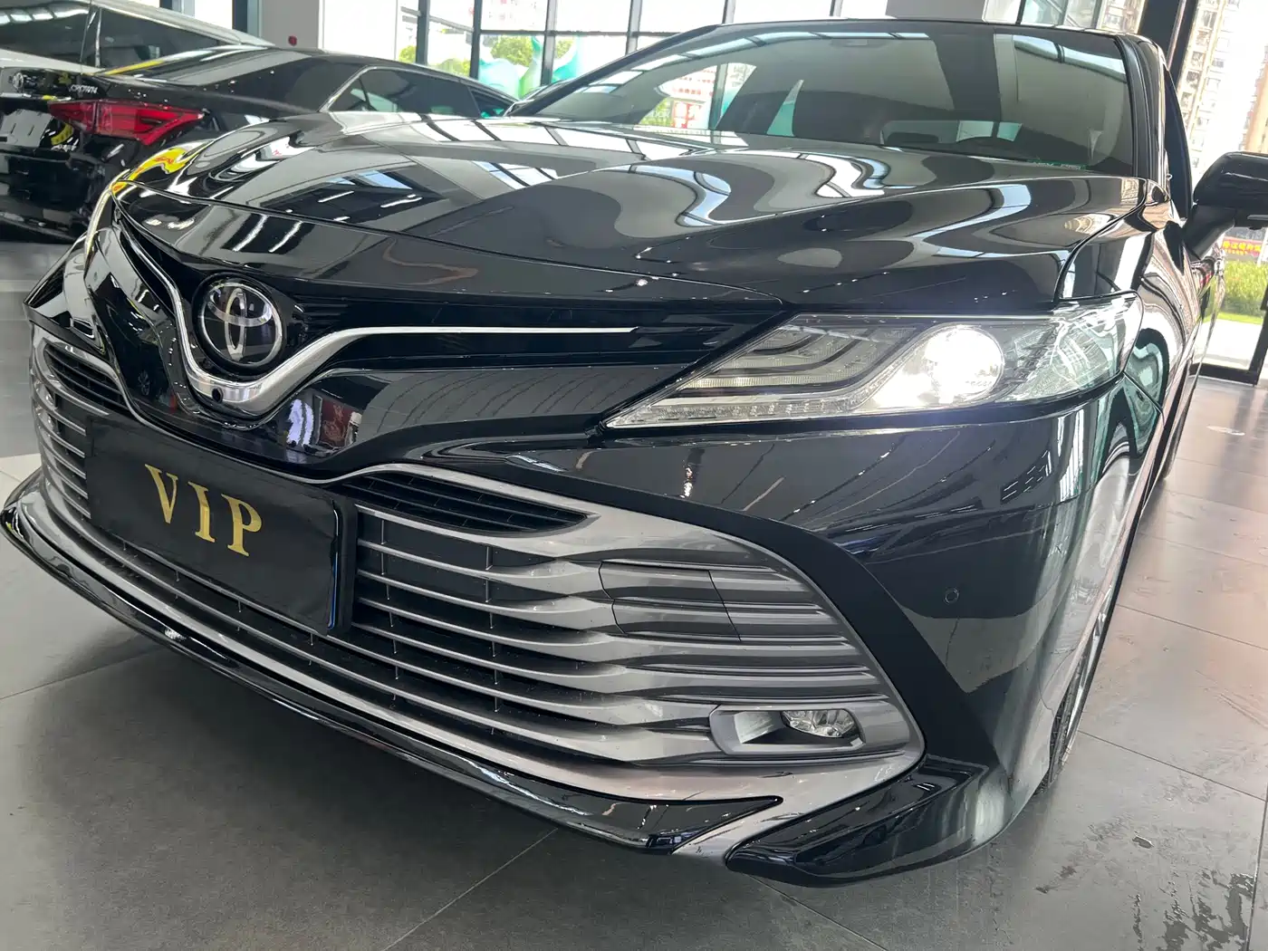 Toyota Camry 2018 2.5G Luxury Edition фото 11