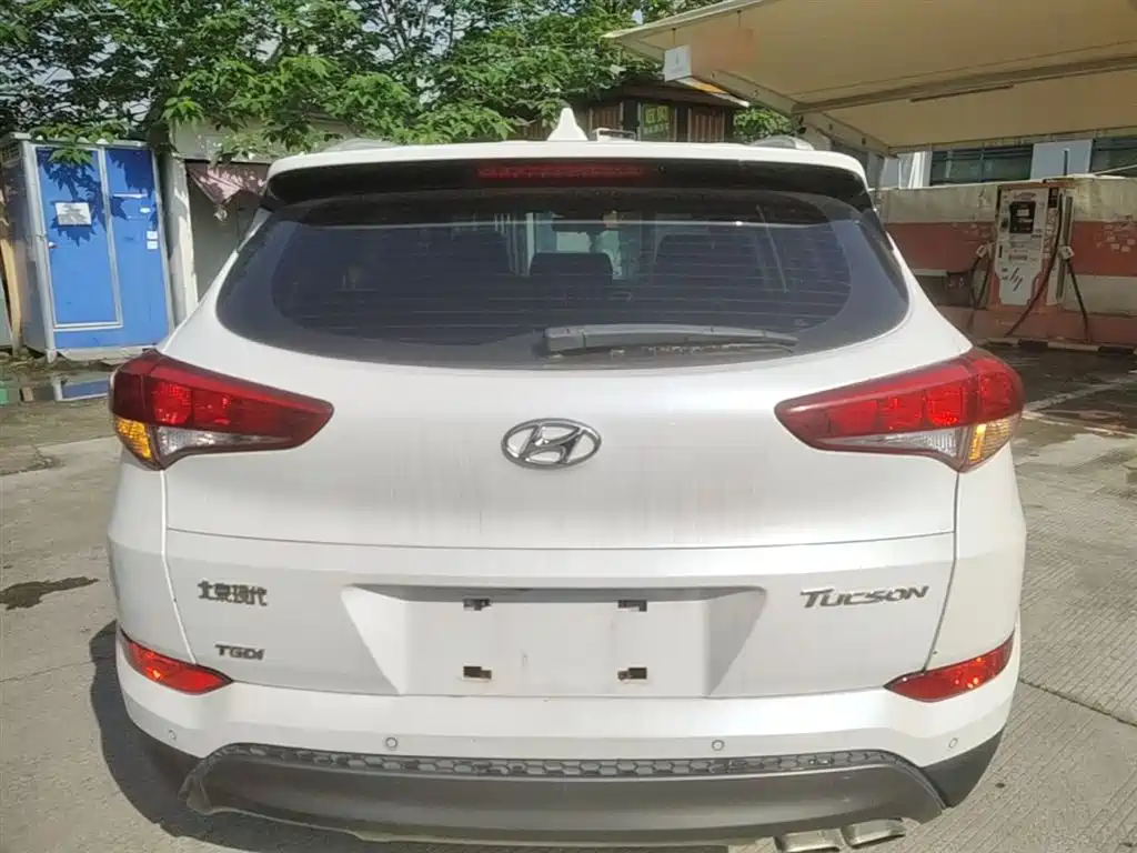 Hyundai Tucson 2015 1.6T Dual Clutch 2WD Smart фото 6