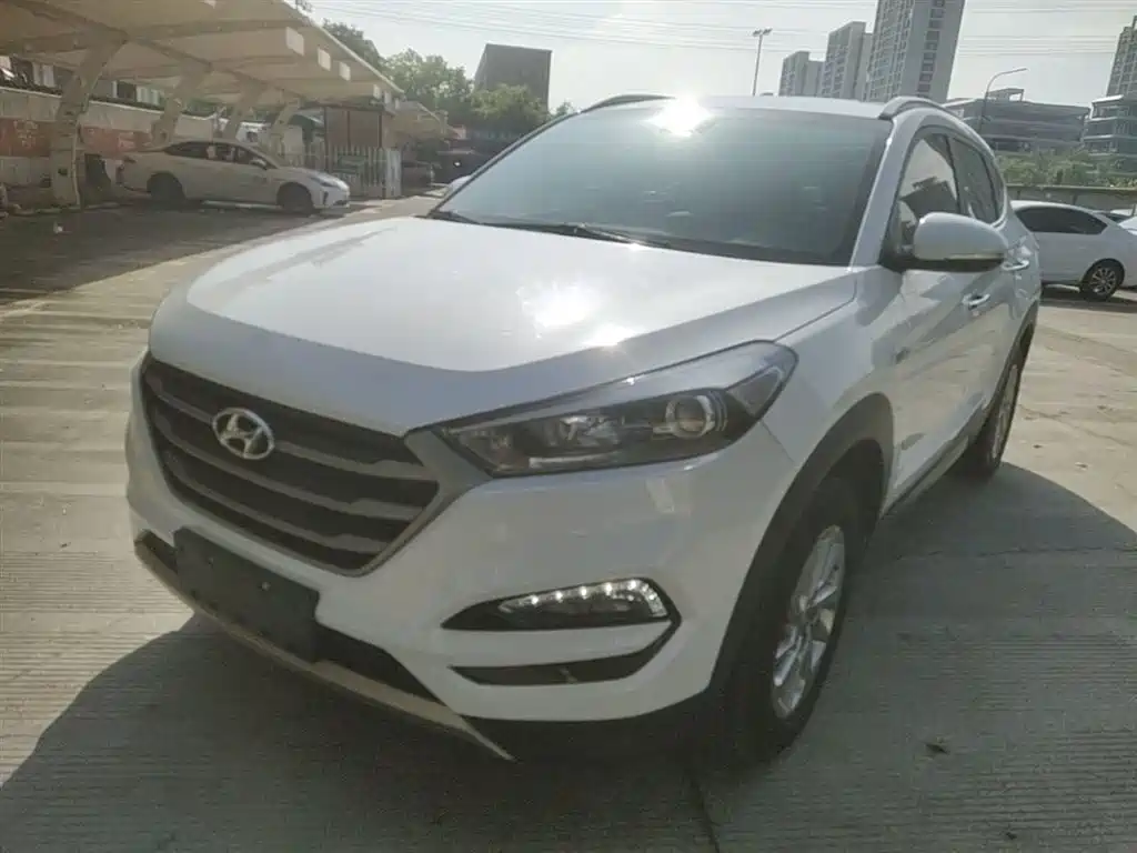 Hyundai Tucson 2015 1.6T Dual Clutch 2WD Smart