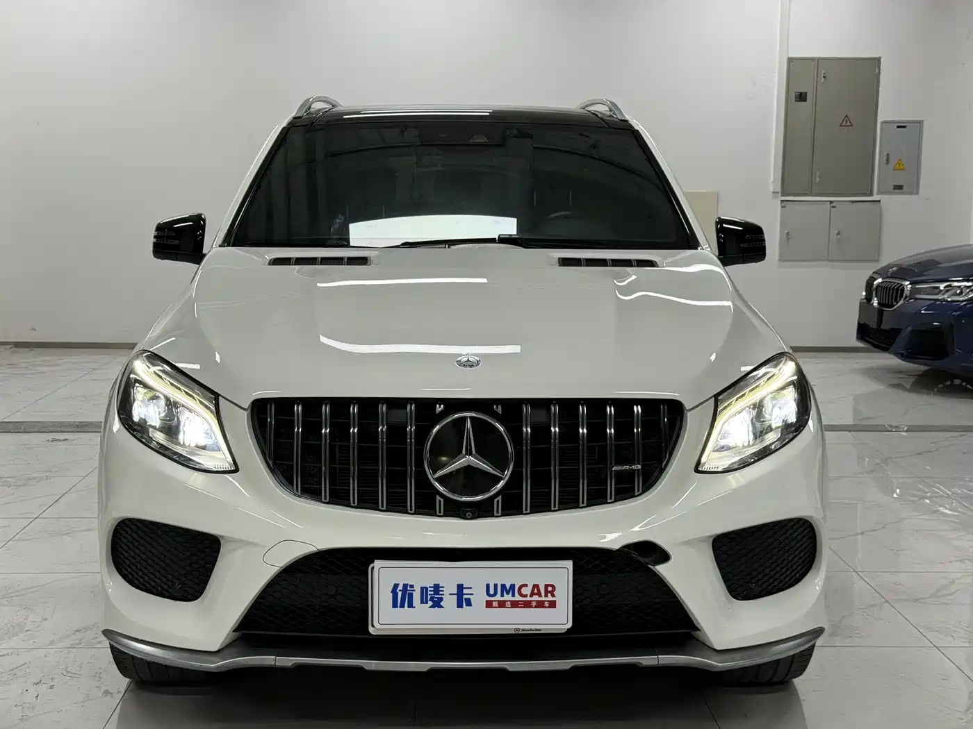 Mercedes-Benz GLE 2016 GLE 450 AMG 4MATIC фото 2