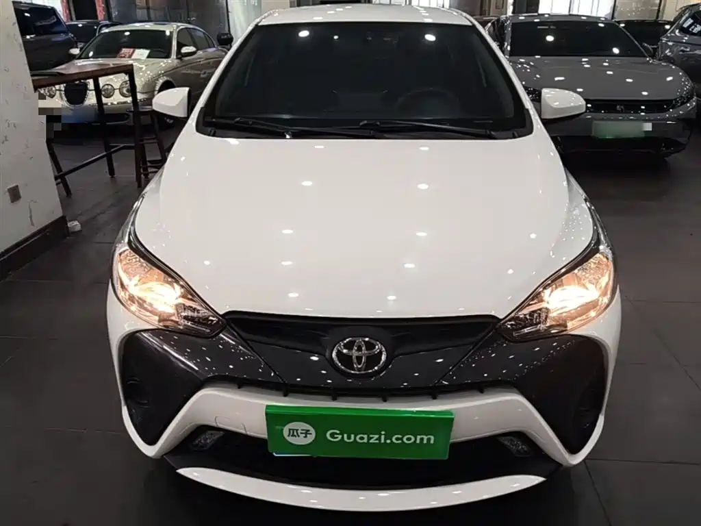 Toyota YARiS L Zhi Xuan 2021 1.5L CVT Leading Edition фото 3