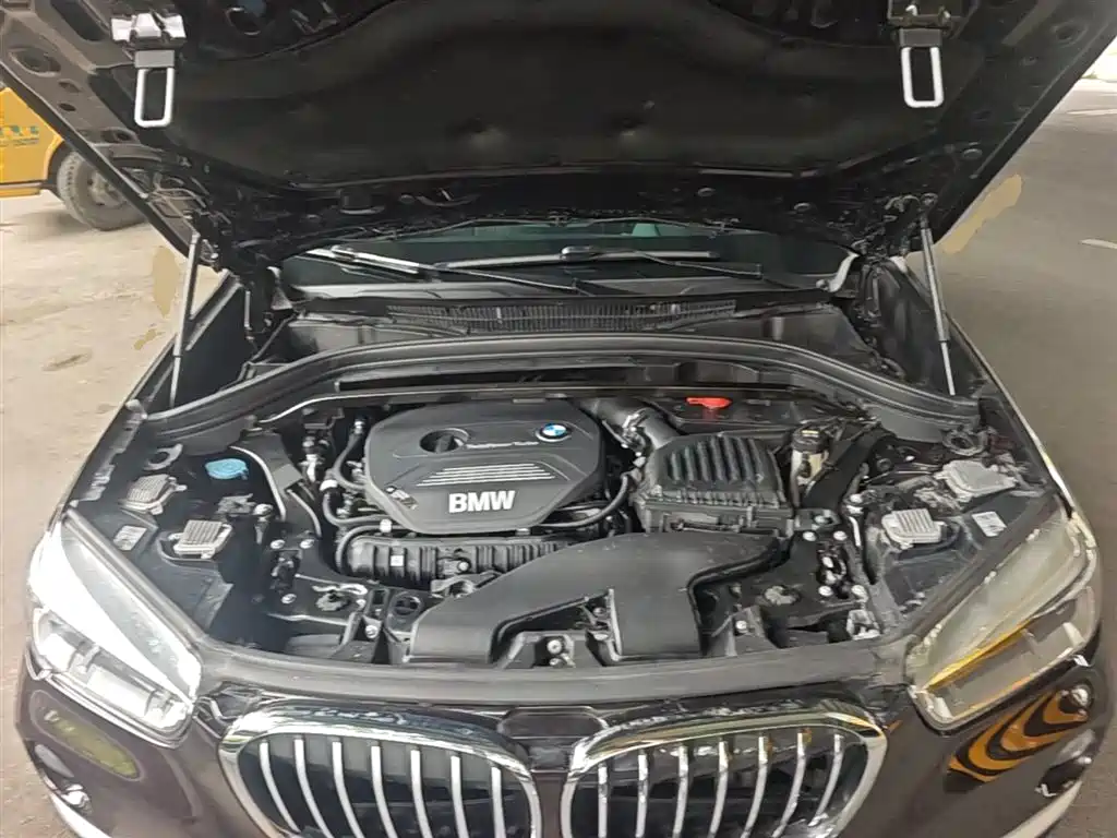 BMW X1 2019 xDrive20Li Premium Model фото 20