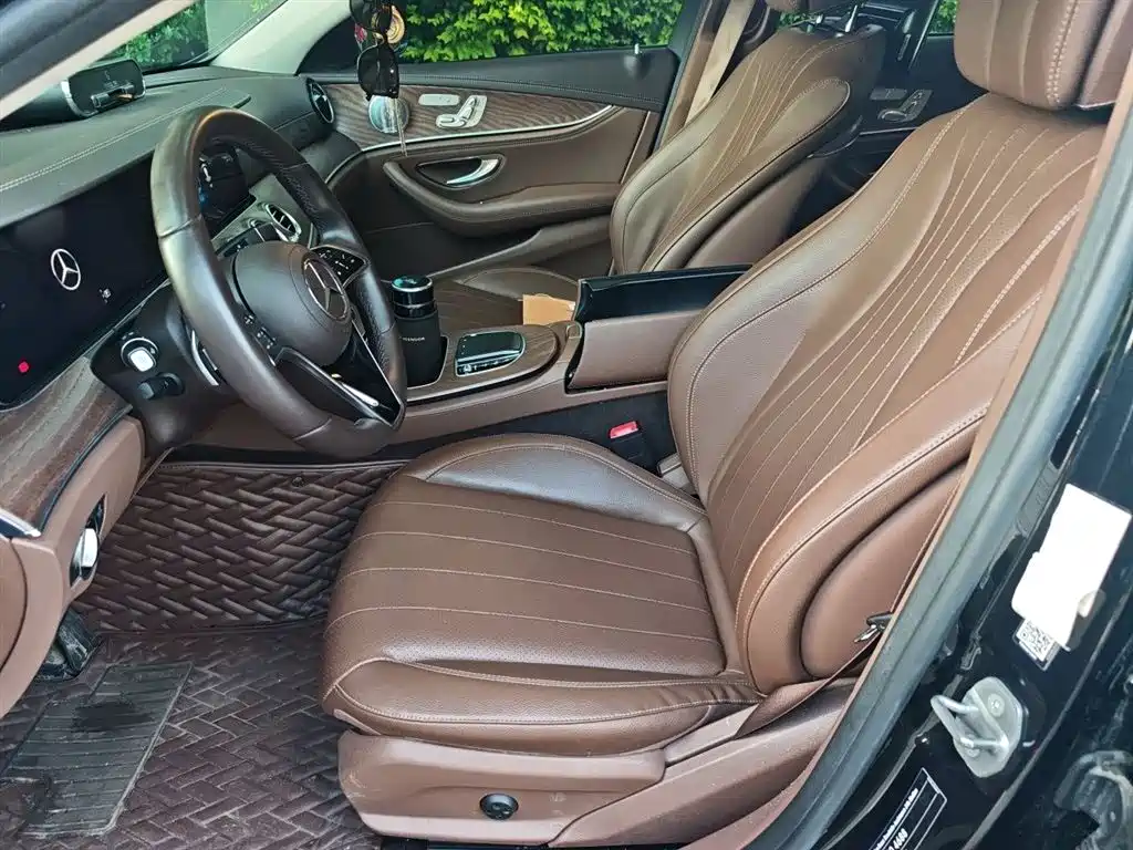 Mercedes-Benz E-Class 2021 E 300 L Luxury фото 8