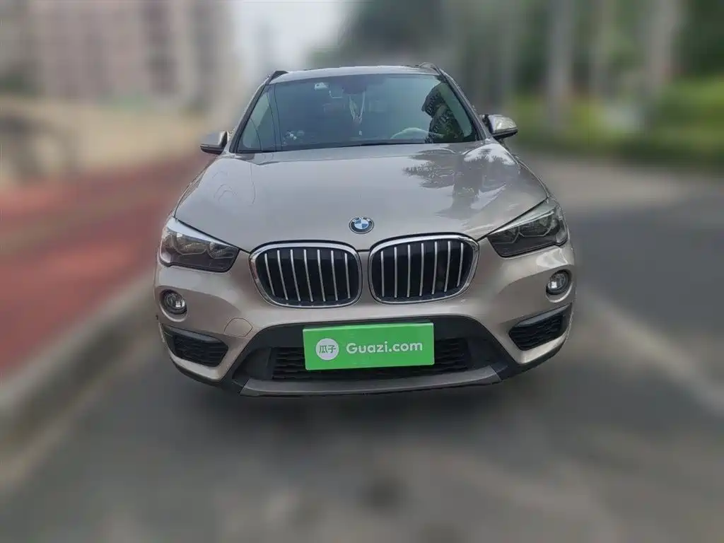 BMW X1 2019 sDrive18Li Fashion Model фото 3
