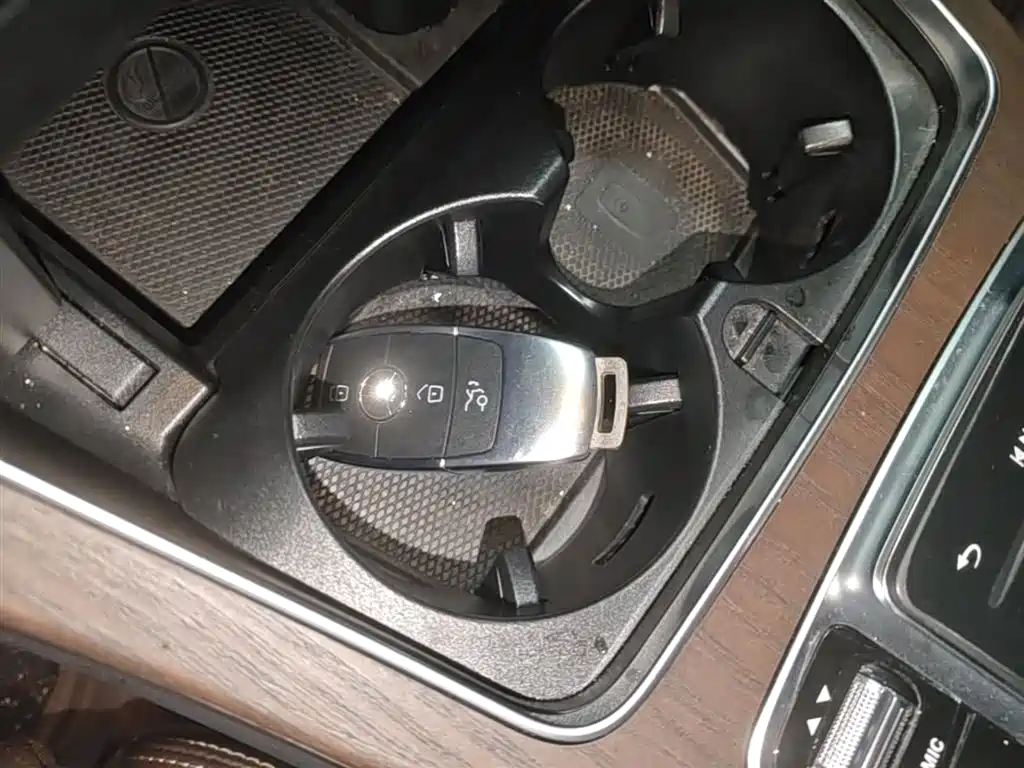 Mercedes-Benz GLC 2020 Facelift GLC 260 L 4MATIC Luxury фото 9