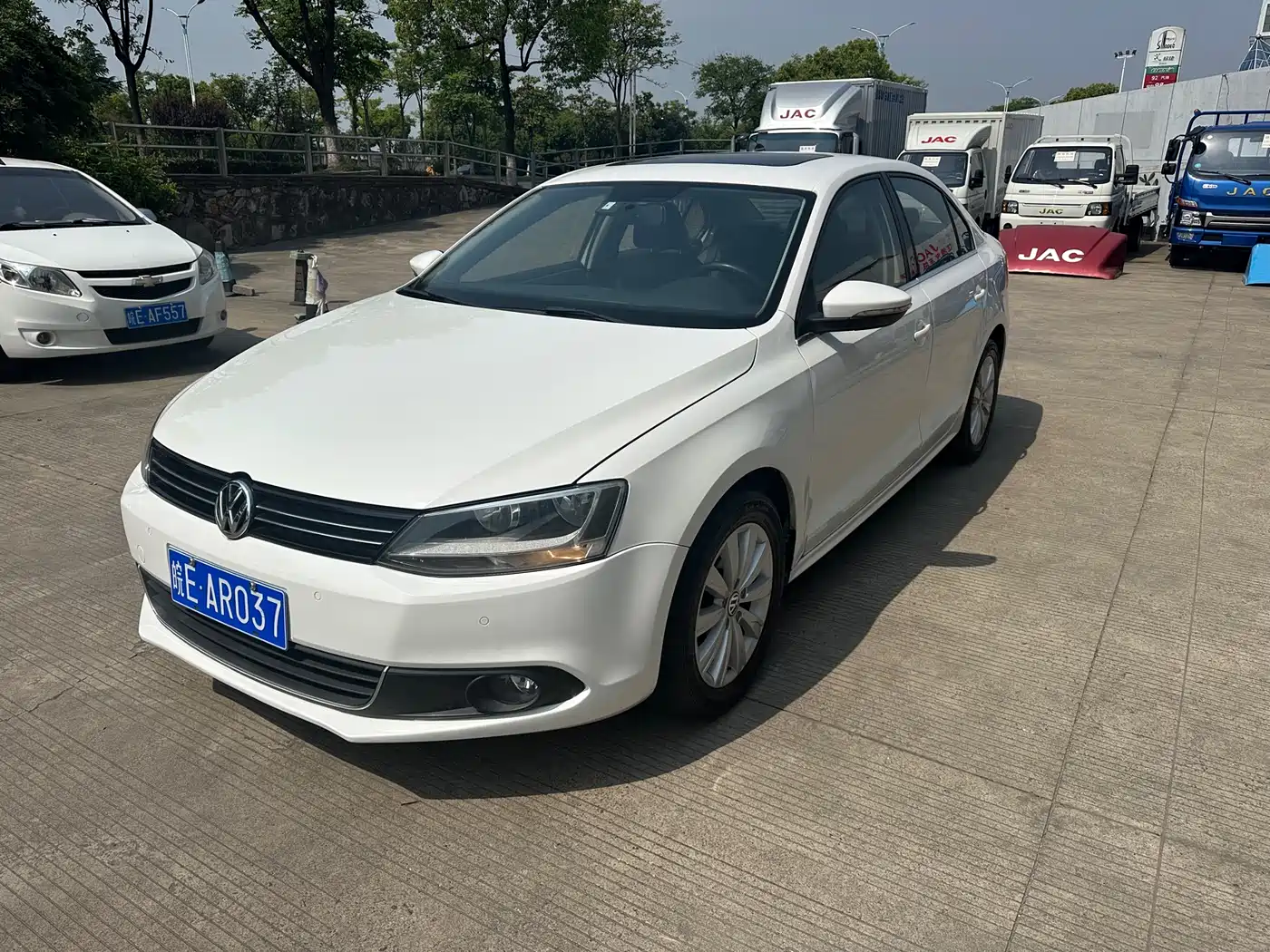 Volkswagen Sagitar 2014 1.4TSI Automatic Luxury