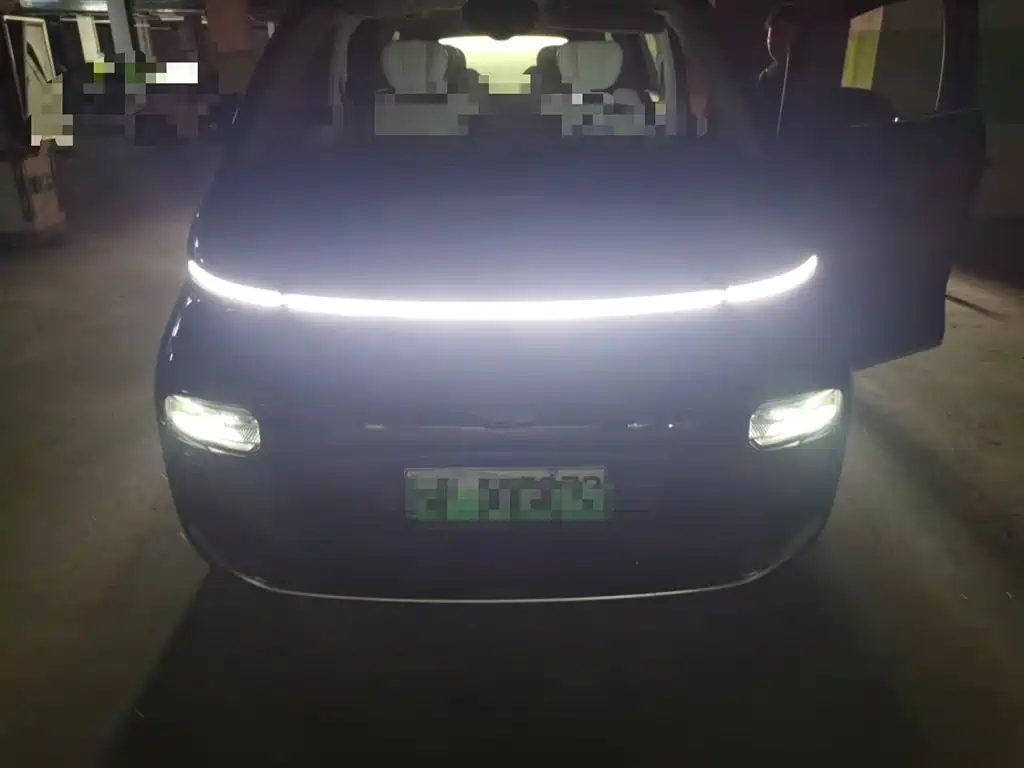 Geely Galaxy Yizhen L380 2025 Model 650km Flagship Edition AWD фото 17