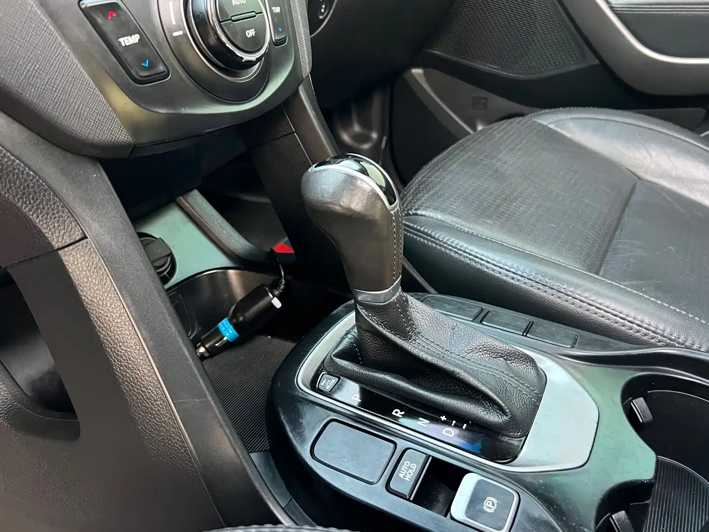 Hyundai Santa Fe 2013 2.4L Automatic AWD Premium фото 15