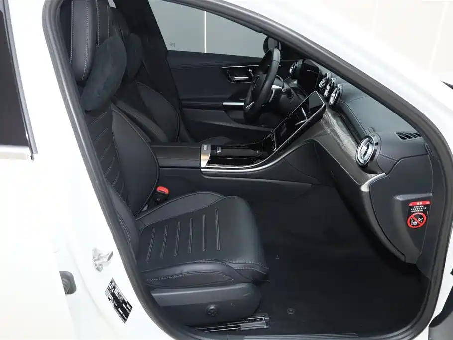 Mercedes-Benz C-Class 2023 Facelift C 260 L Sport Edition фото 14