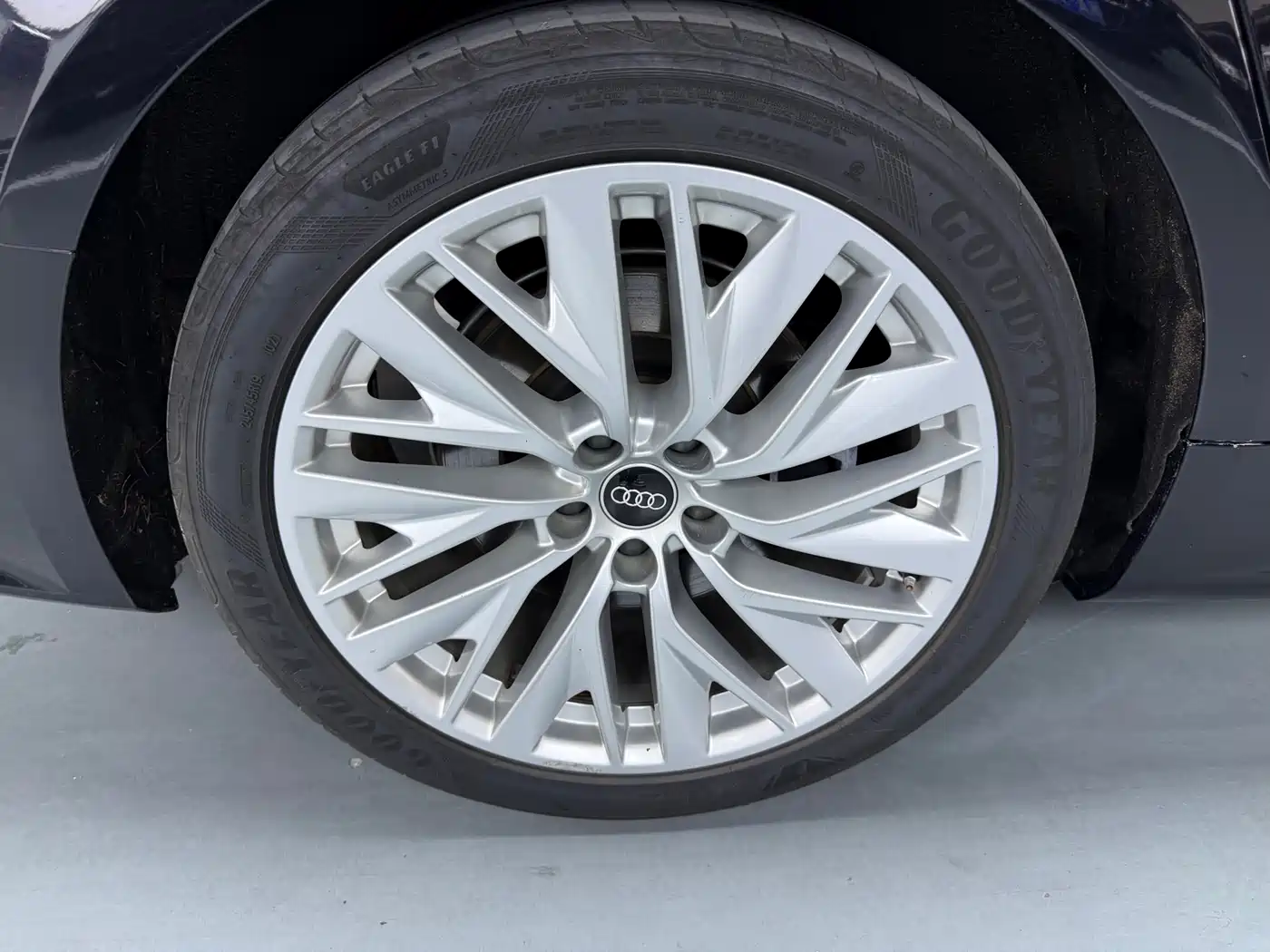 Audi A7L 2024 45TFSI S-line Dream Edition Crystal Package фото 19