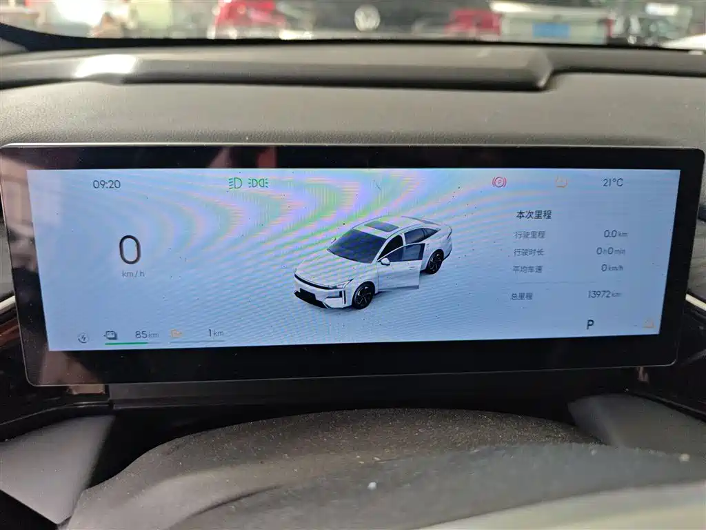 Geely Galaxy Galaxy L6 2025 EM-i 140km Starship Edition фото 12