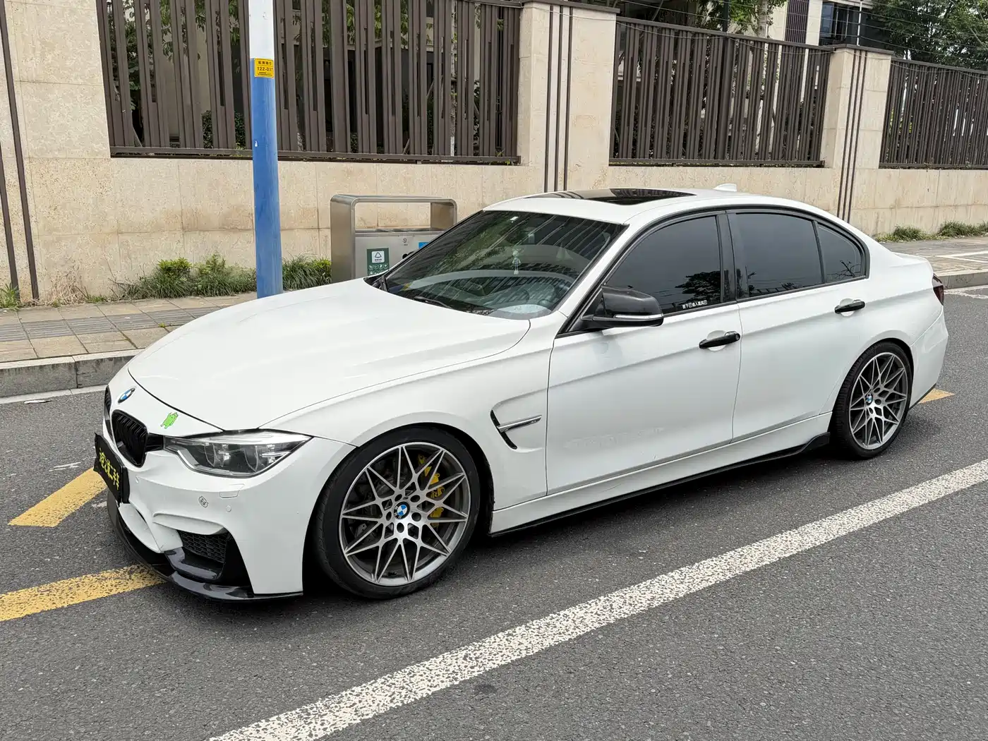 BMW 3 Series (Import) 2013 320i Sport Design Package