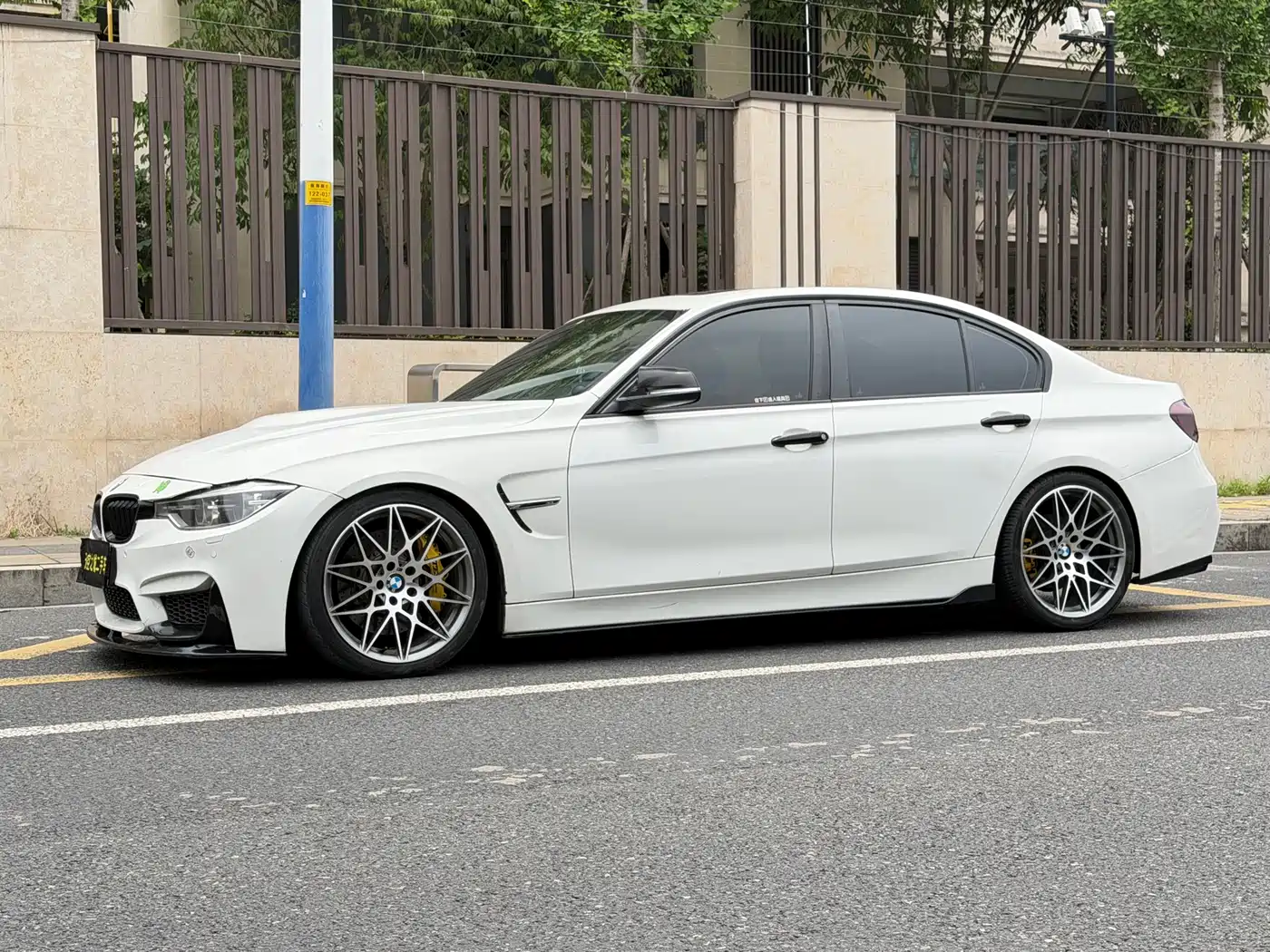 BMW 3 Series (Import) 2013 320i Sport Design Package фото 5