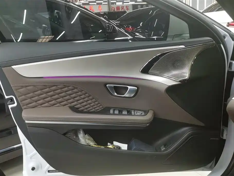 BYD Han 2023 DM-i Champion Edition 121KM Honor фото 7