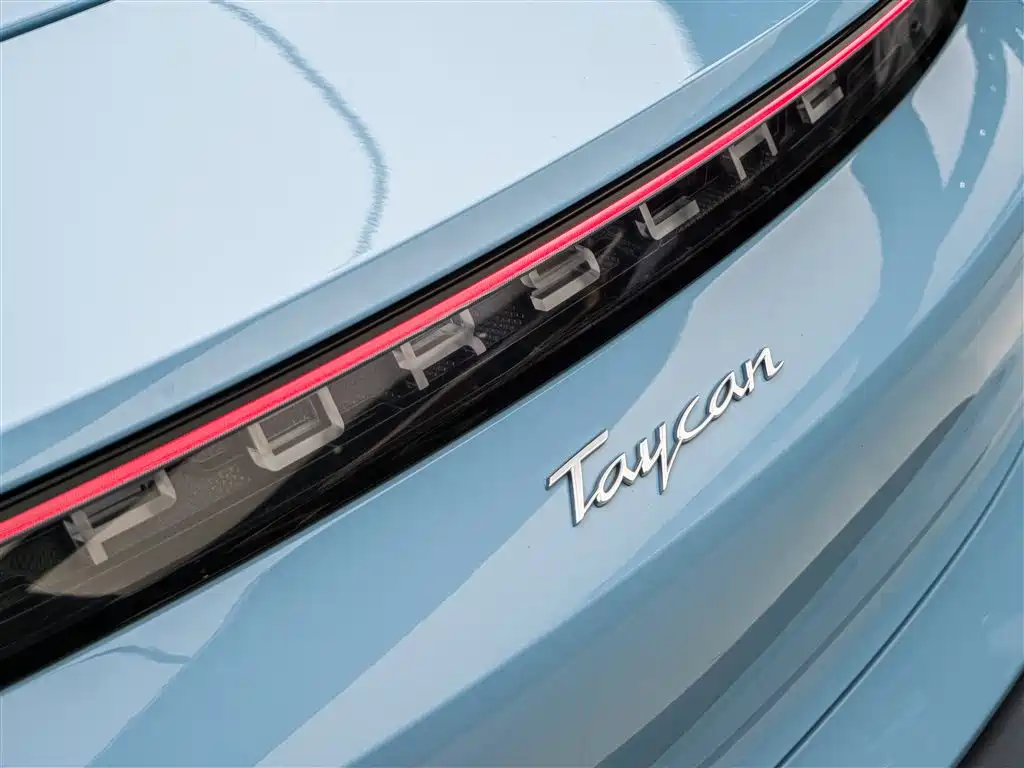 Porsche Taycan 2020 Taycan фото 8
