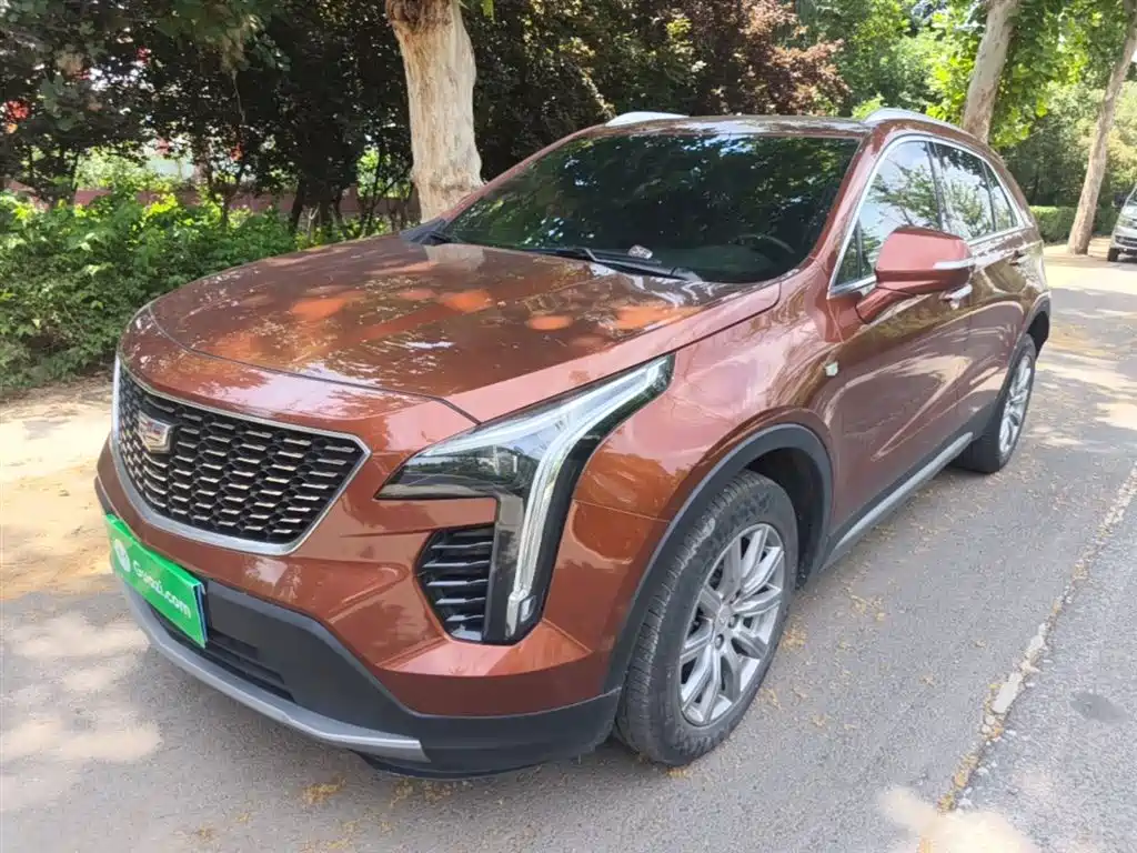 Cadillac XT4 2021 28T FWD Luxury Edition