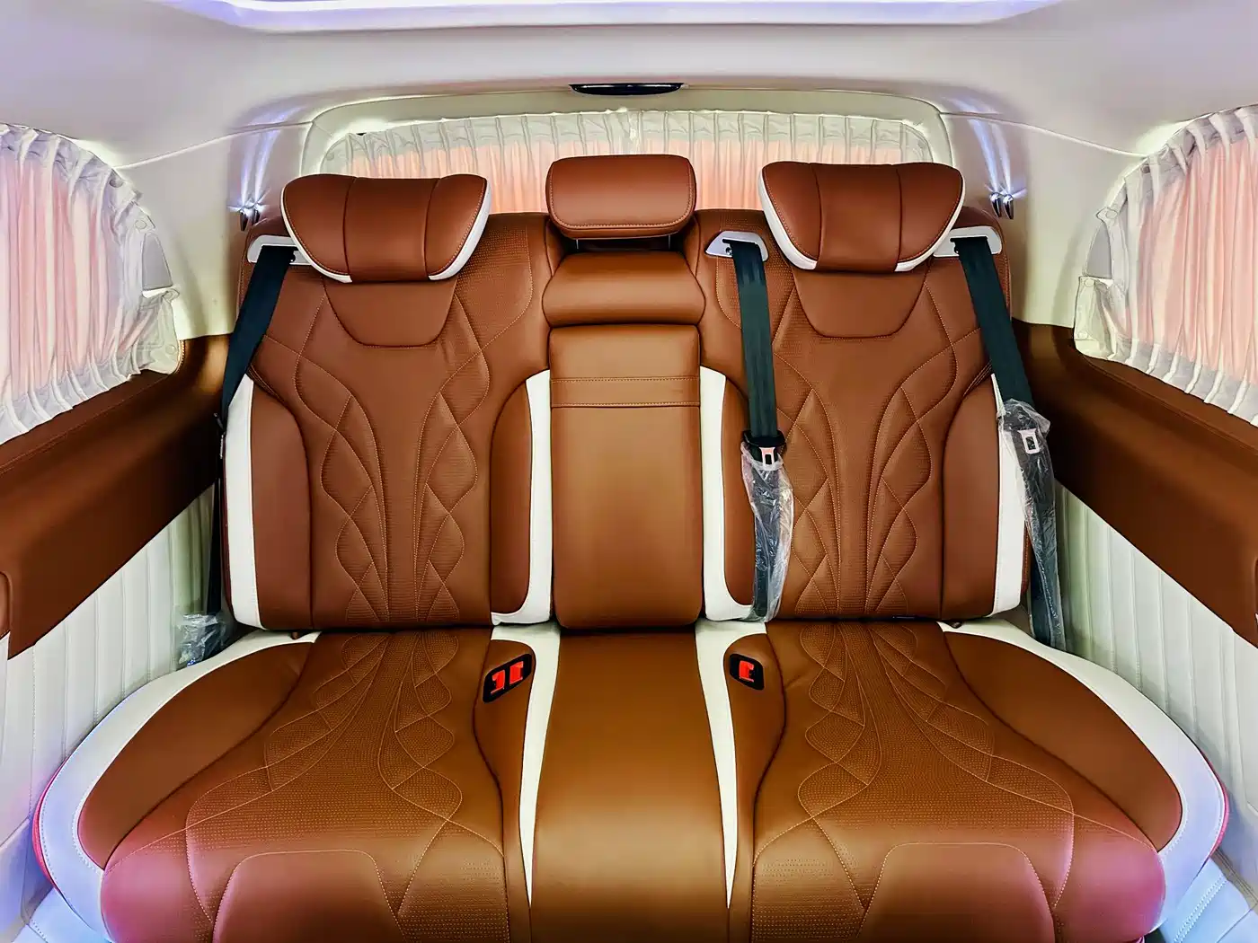 Mercedes-Benz Vito 2023 2.0T Business 7-Seater фото 19