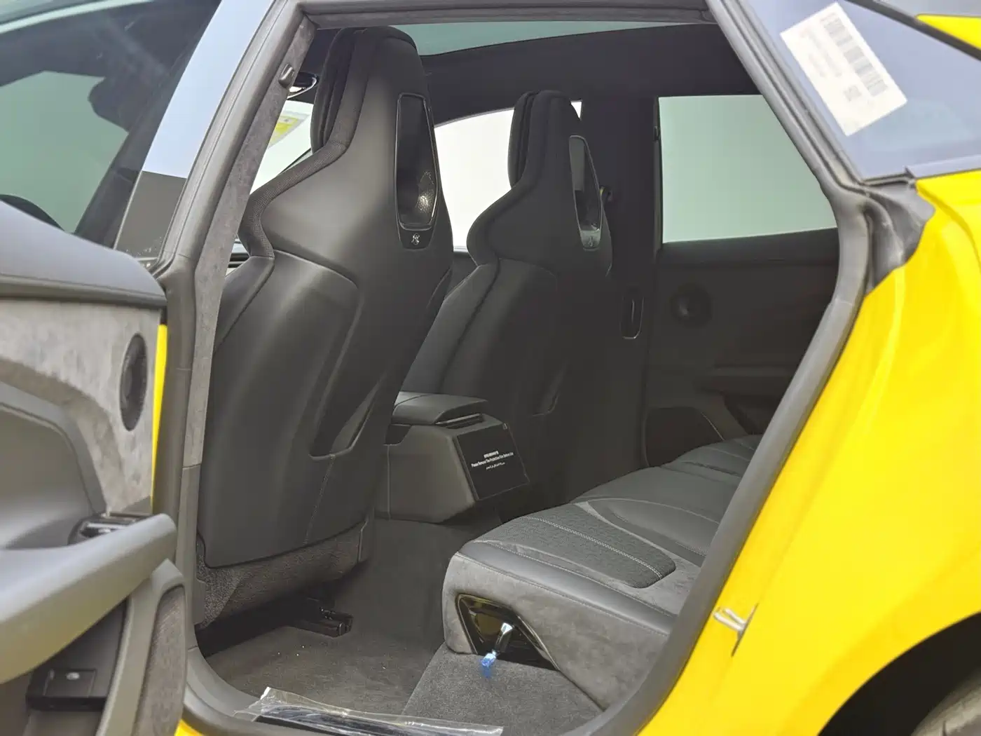 Lotus Cars EMEYA Blossom 2025 600 Luxury фото 12