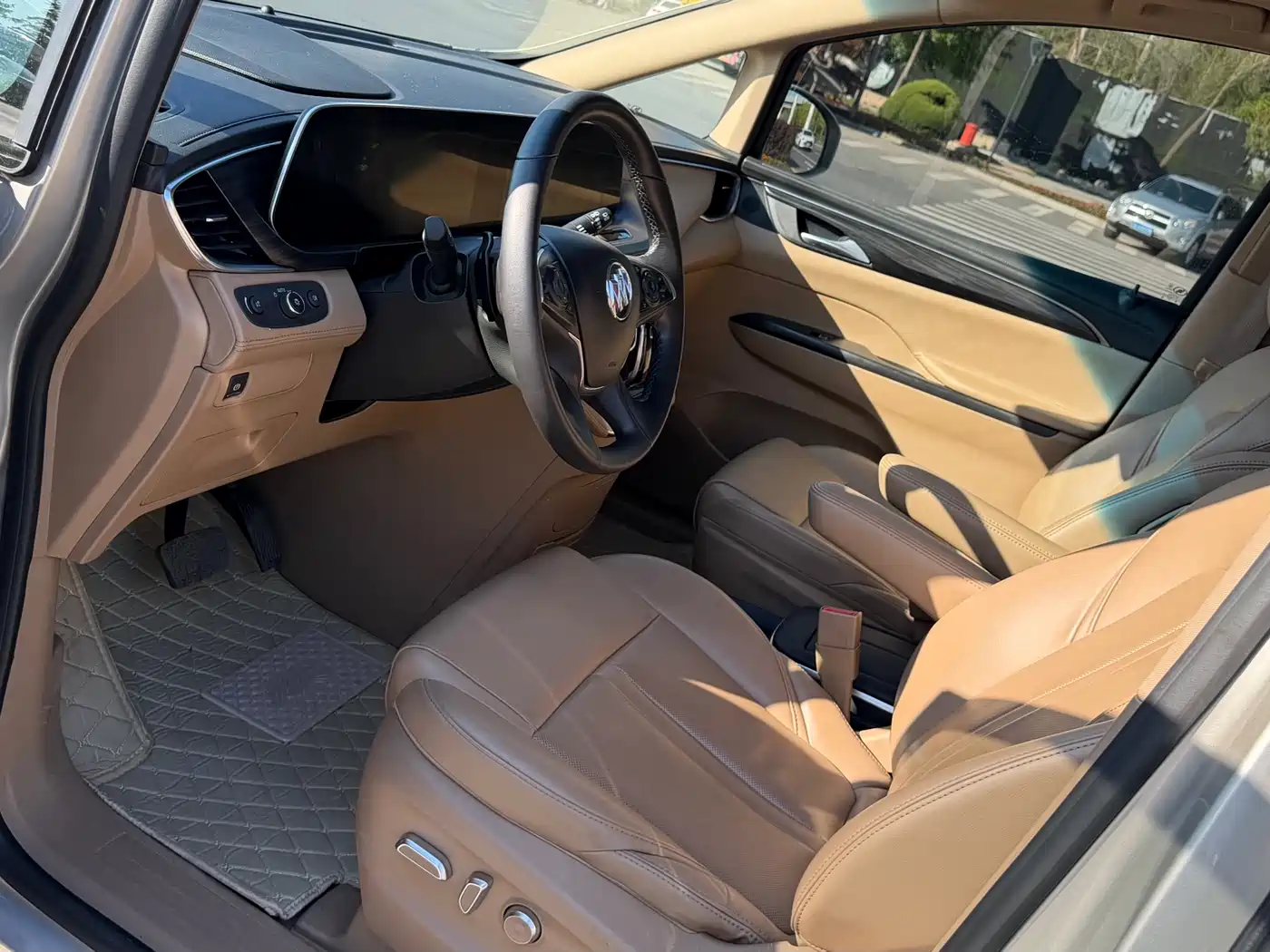 Buick GL8 2021 ES Landlord 653T Luxury фото 13