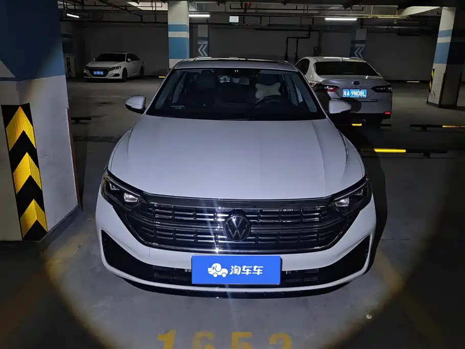 Volkswagen Sagitar 2023 300TSI DSG Surpassing Edition фото 2