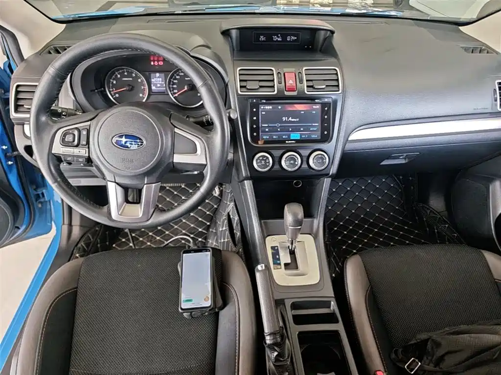 Subaru XV 2016 Model 2.0i Comfort Navigation Edition фото 10
