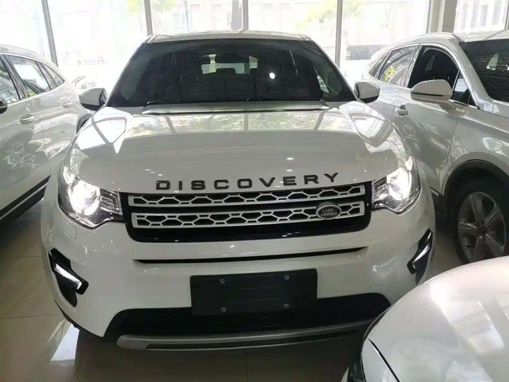 Land Rover Discovery Sport 2016 2.0T HSE фото 3