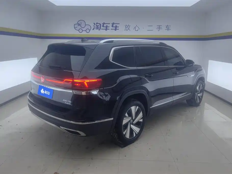 Volkswagen Teramont 2024 380TSI 4WD Prestige Luxury Edition фото 3