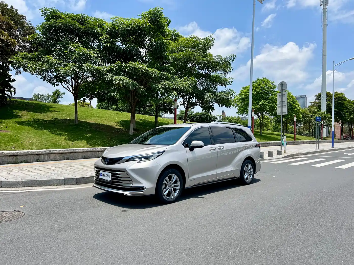 Toyota Sienna 2021 2.5L Hybrid Ultimate Edition