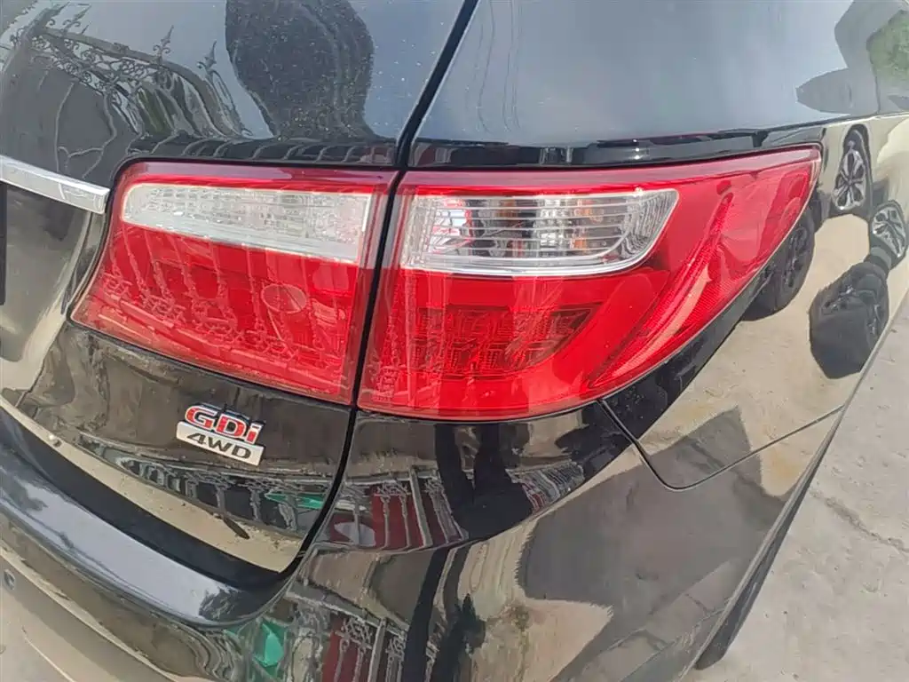 Hyundai Grand Santa Fe 2013 3.0L 7-Seater 4WD Luxury Edition фото 8