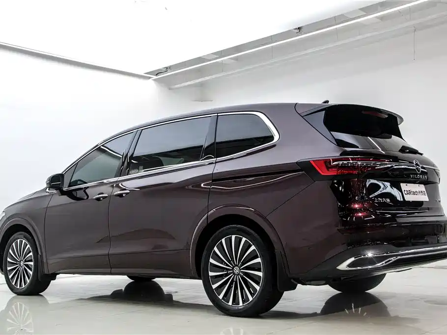 Volkswagen Viloran 2024 380TSI Executive Edition фото 7