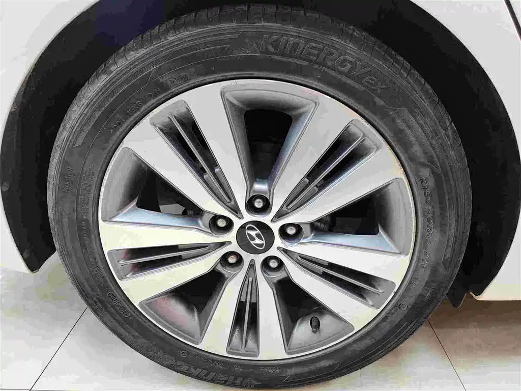 Hyundai Mistra 2016 1.8L Automatic Smart GLS фото 18