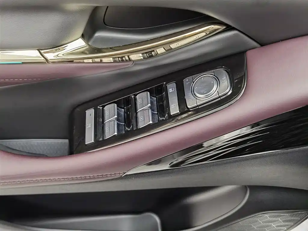 GAC Trumpchi Trumpchi M8 2024 Master Series 400T Ultimate Edition фото 9