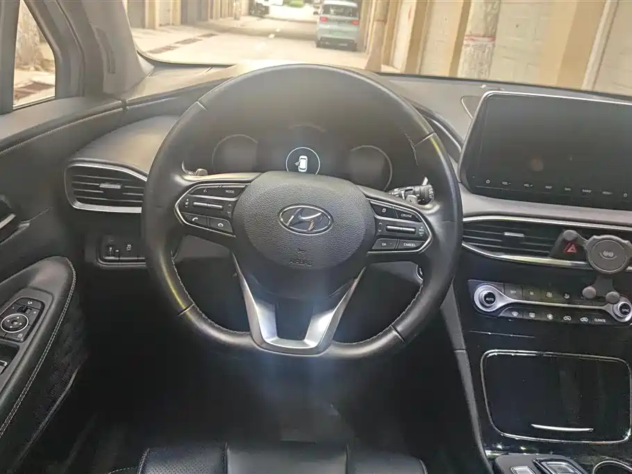 Hyundai Santa Fe 2019 Model 380 TGDi GLS Automatic 2WD Luxury Version China V фото 15