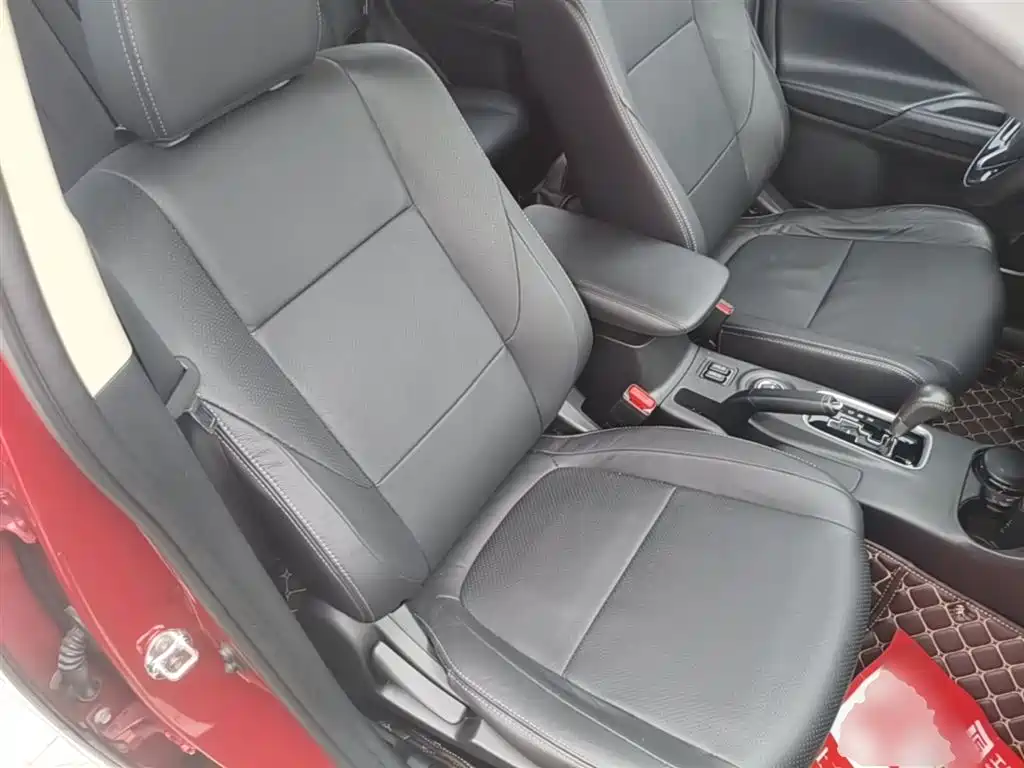 Mitsubishi Outlander 2016 2.4L 4WD Elite Edition 5-seater фото 25