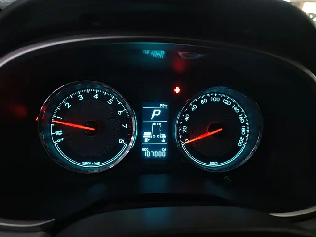 Chevrolet Lova RV 2016 1.5L Automatic Easy-Ride фото 12