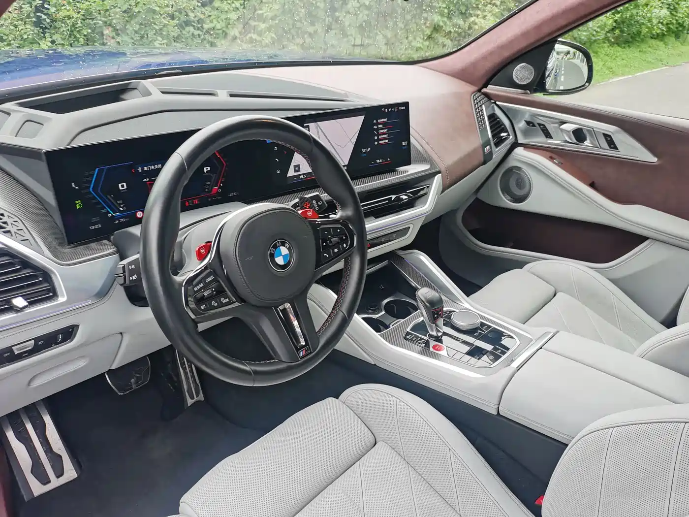 BMW XM 2023 Model Base фото 10
