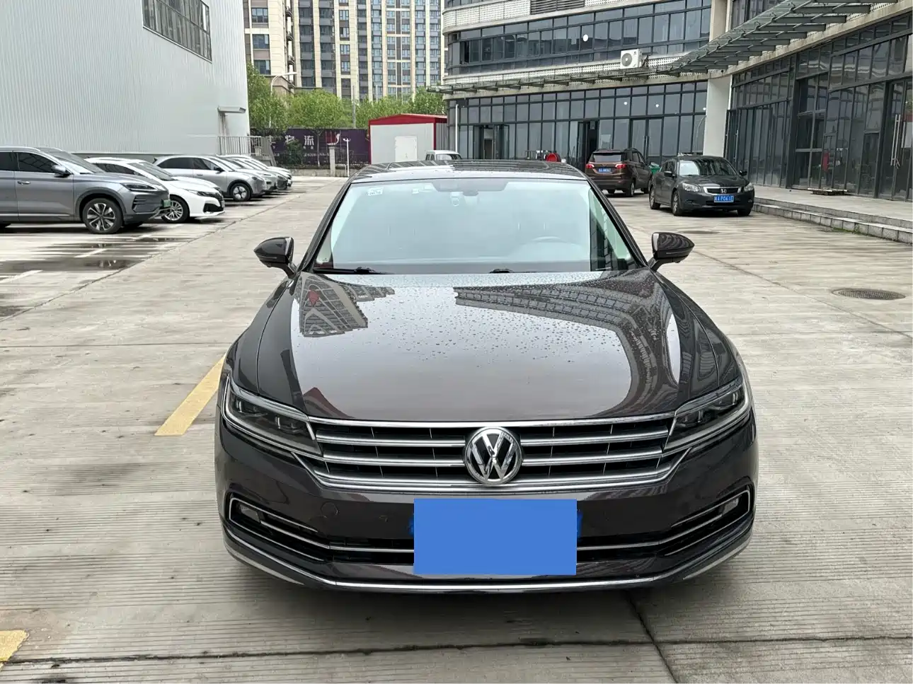 Volkswagen Phideon 2018 Facelift 380TSI FWD Flagship фото 2