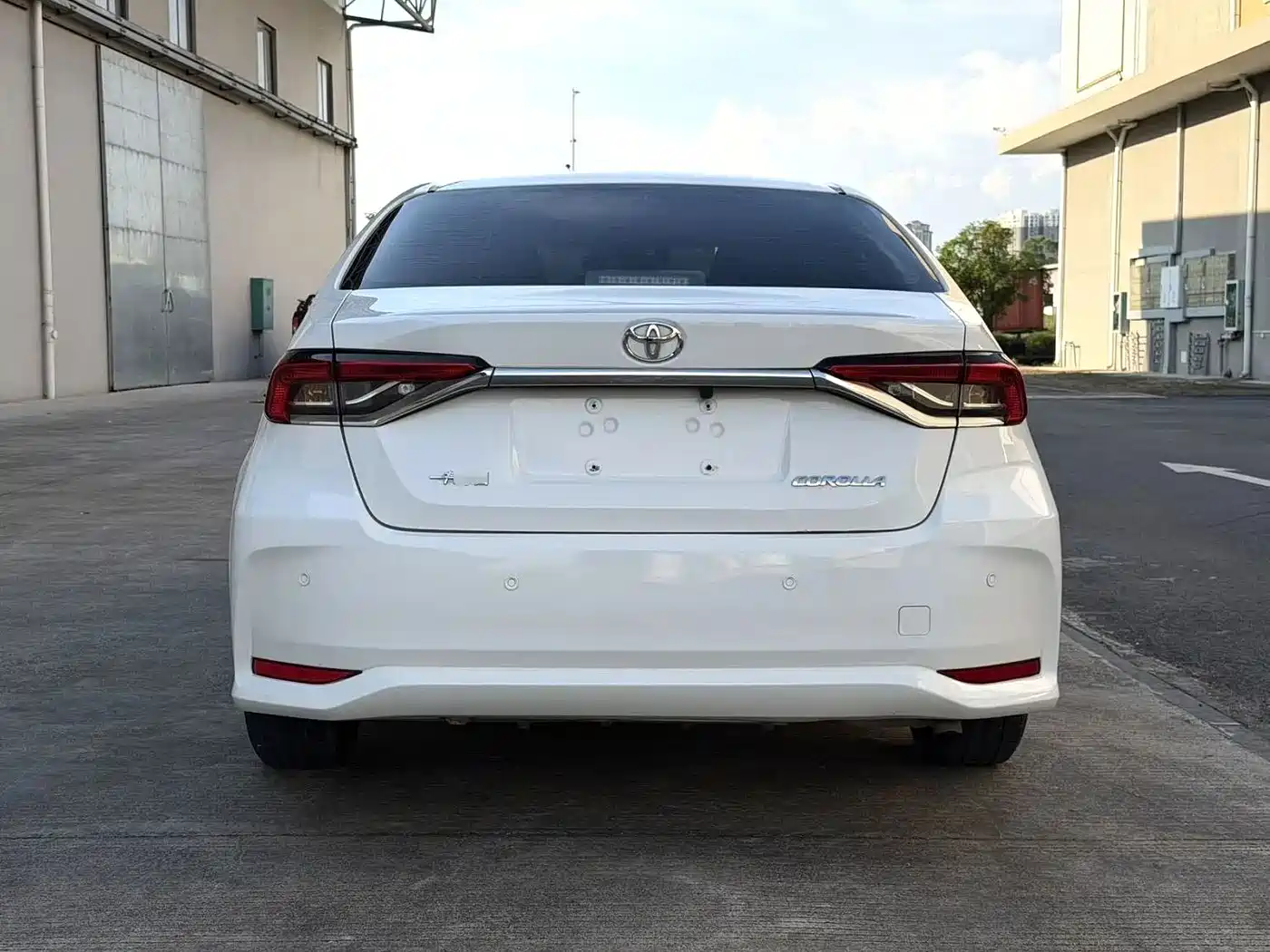 Toyota Corolla 2024 1.5L Pioneer Edition фото 14