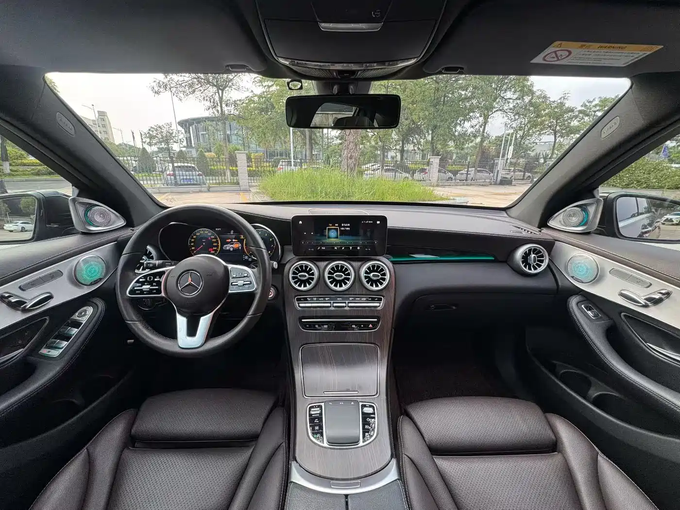 Mercedes-Benz GLC 2021 GLC 260 L 4MATIC Sporty фото 6
